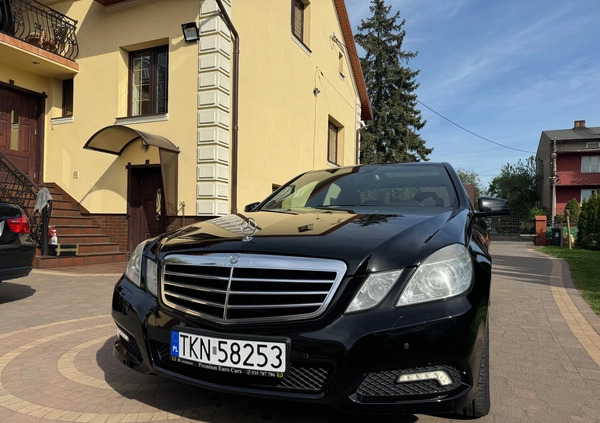 Mercedes-Benz Klasa E cena 43500 przebieg: 302637, rok produkcji 2009 z Wiązów małe 742